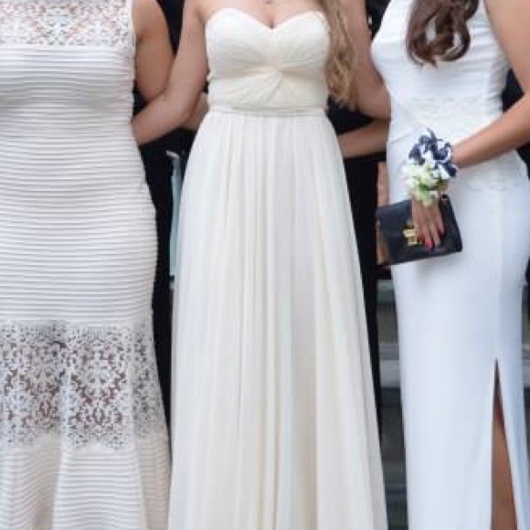 Strapless white ivory dress - Picture 4 of 4